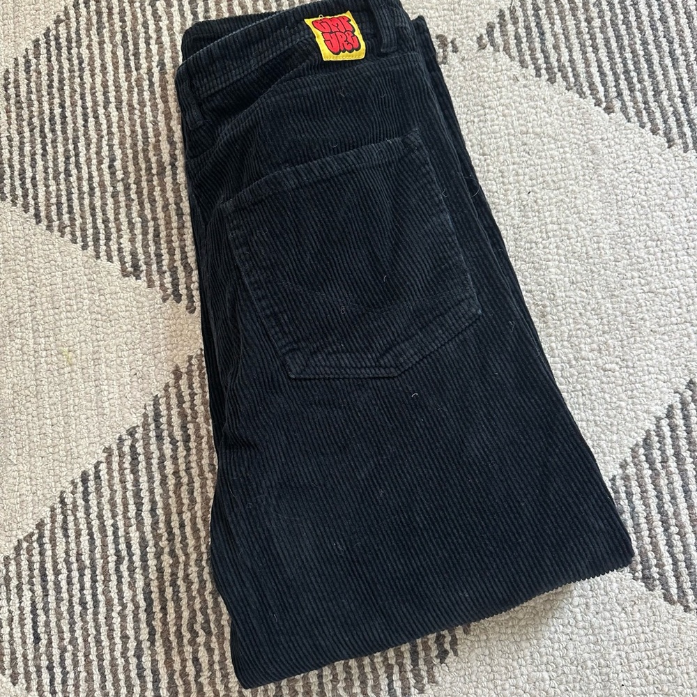Men's Black Corduroy Empyre Baggy Pants size 32 excellent condition.